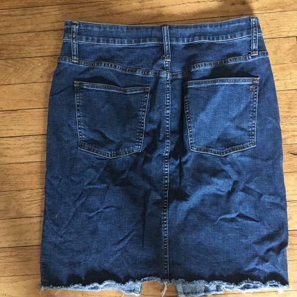 Stretch Denim Skirt from Madewell - Picture 3 of 5
